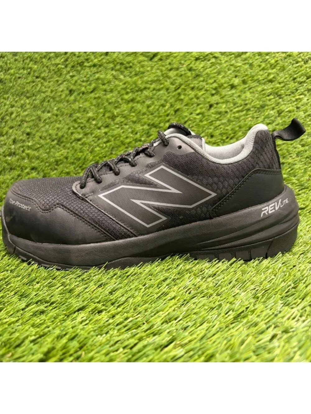 New Balance Quikshift Women Size 8.5D Black Gray Composite Toe Safety Work Shoes